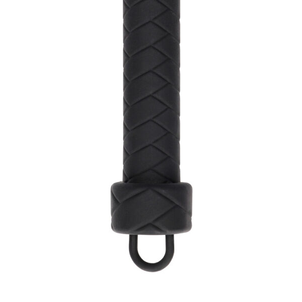 RS124893_OU949BLK_502 Frusta Tail Whip