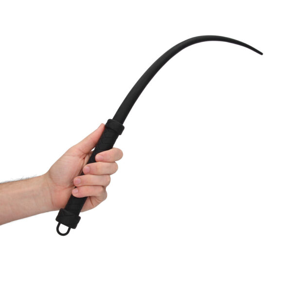 RS124895_OU949BLK_601 Frusta Tail Whip